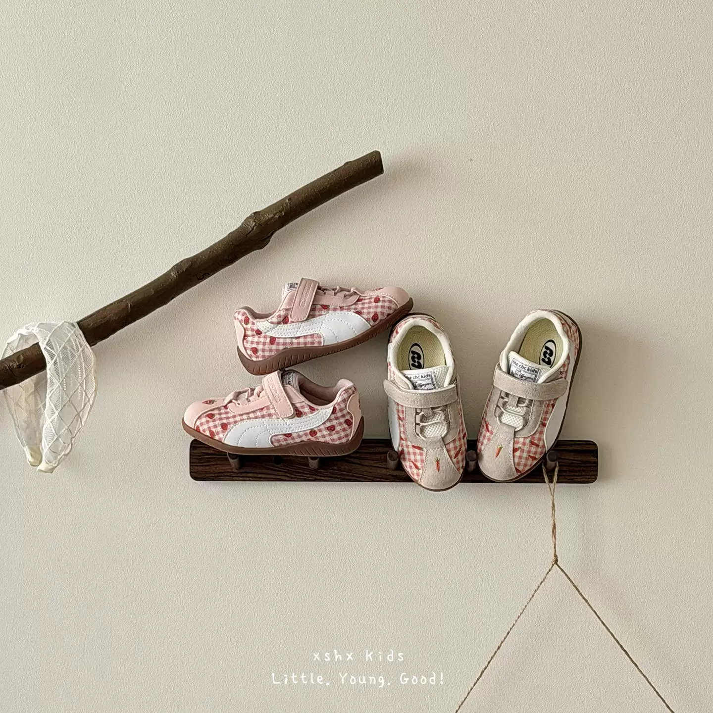 XSHX Chaussures antidérapantes à semelle racing à carreaux respirantes pour filles, toutes saisons · MOHE China shoe factory