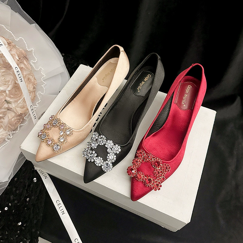 Cetim Fivela Quadrada Cristal Salto Fino Bico Fino Vermelho Sapatos Casamento