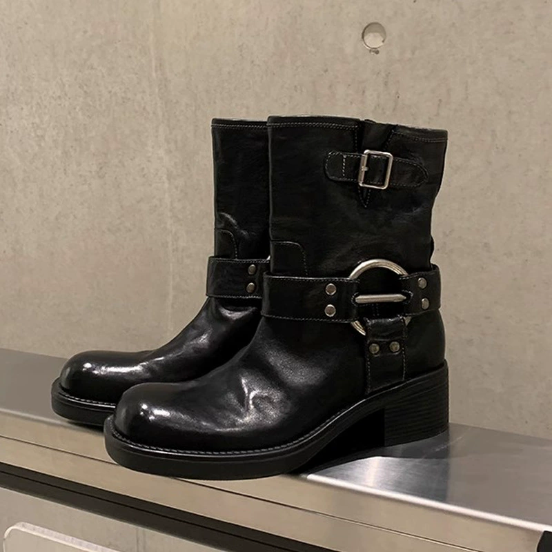 New Punk Sweetheart Metal Buckle Round Toe Vintage Leather Western Chunky Heel Short Boots