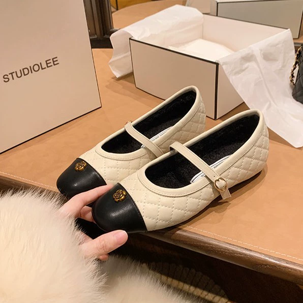 Damen Blockabsatz Mary Jane Schuhe mit Kamelienprint, Stepp-Ballerinas für Frühjahr · MOHE China shoe factory