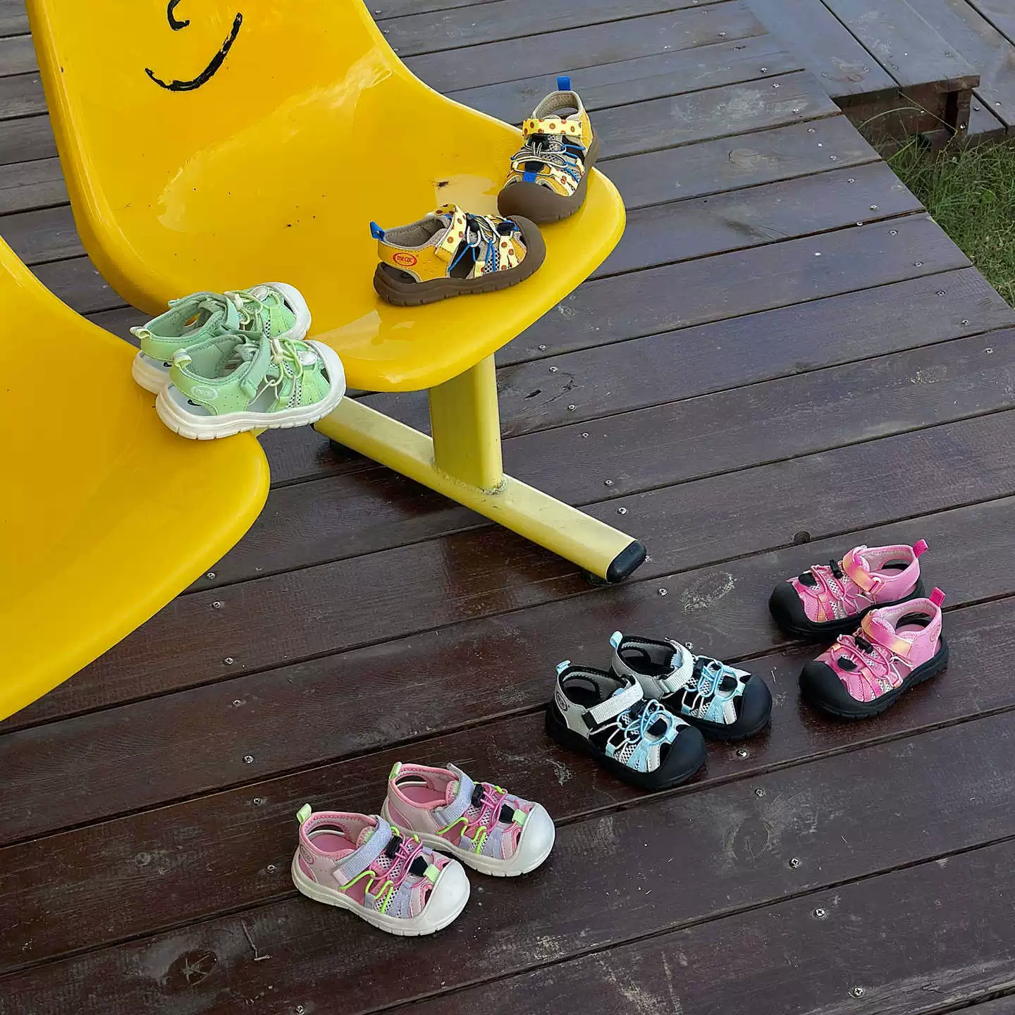 XSHX sandales fonctionnelles pour enfants, marche stable bout couvert extérieur respirant montagne caoutchouc antidérapant unisexe