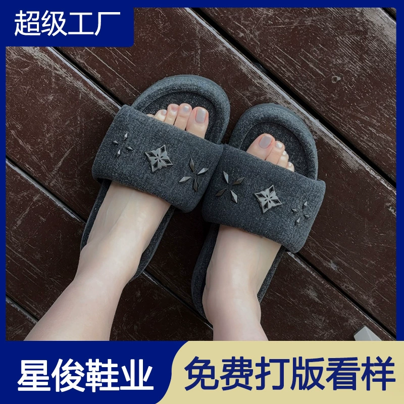 Sandalias con separador de dedos de mezclilla y metal para mujer, chanclas de playa verano 2026 · MOHE China shoe factory