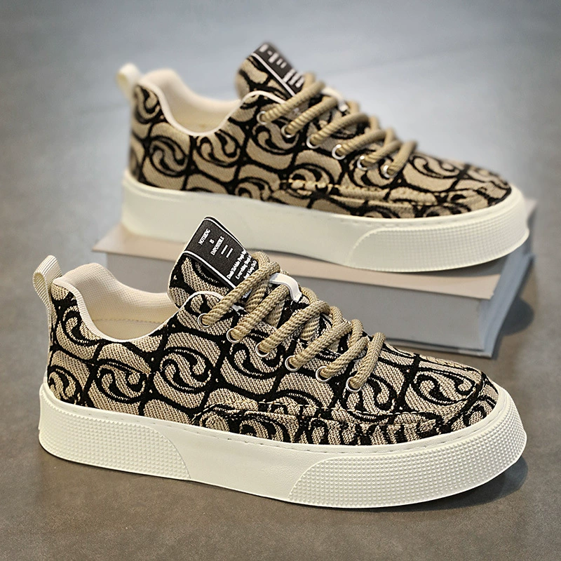 Zapatos de lona de caña baja para hombre 2026 Invierno Casuales Zapatos de tablero estampados Suela gruesa · MOHE China shoe factory