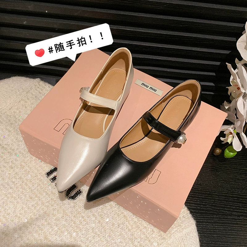New Spring New French Vintage Pointed Toe Shallow Mouth Chunky Heel Flat Shoes Mary Jane Women