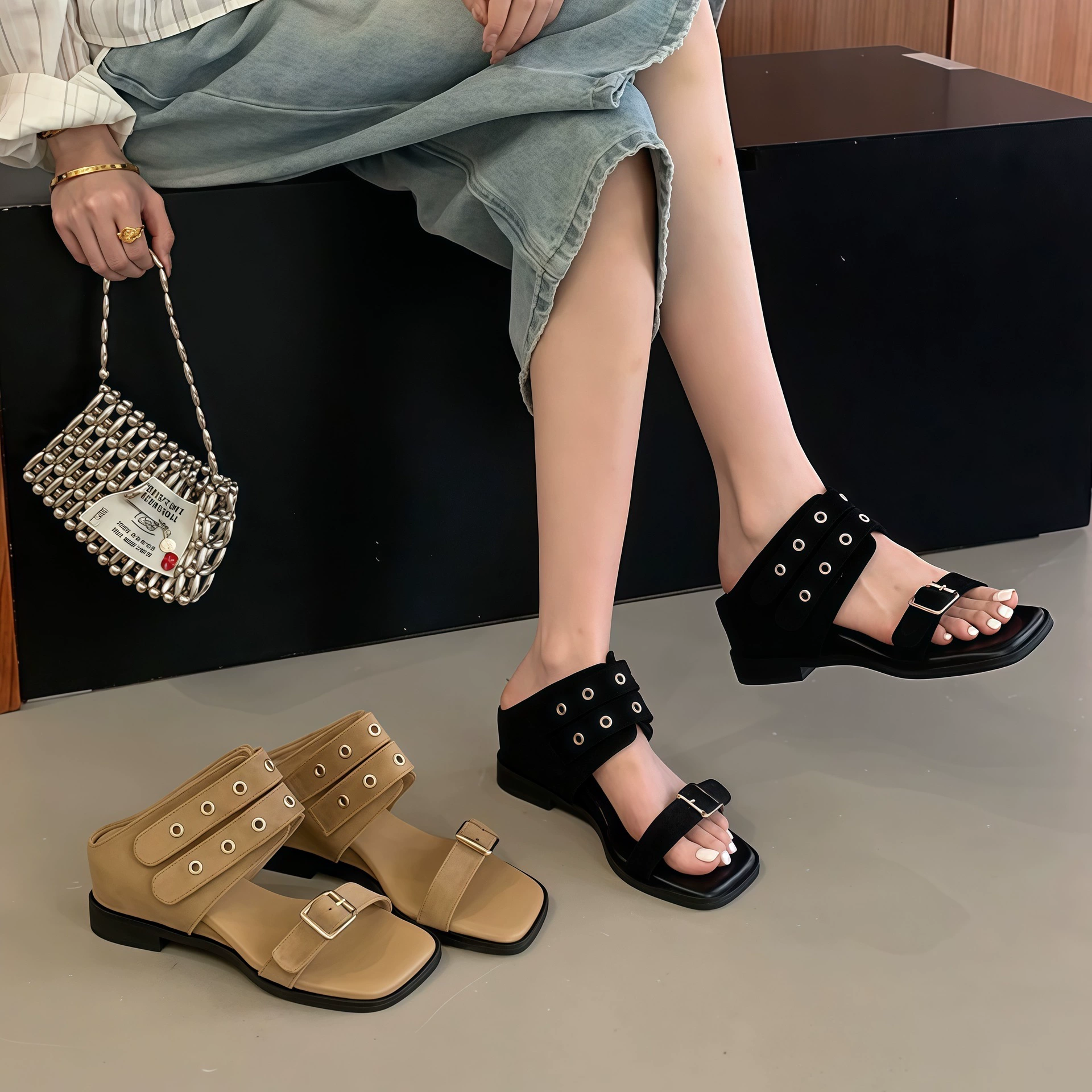 Chuyuji Sandalias de Cuña Oculta Retro Punta Cuadrada Mujer Verano 2026 Remaches Chanclas Casuales Sin Cordones · MOHE China shoe factory