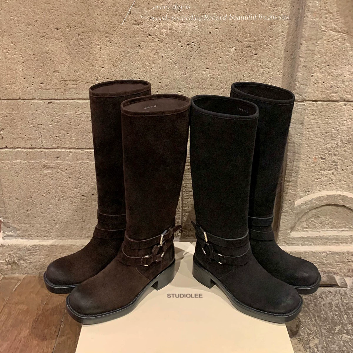 Neue 6 cm Blockabsatz lange Bein Illusion Vintage quadratisch runde Zehen Schnallenriemen lange Reitstiefel für Damen