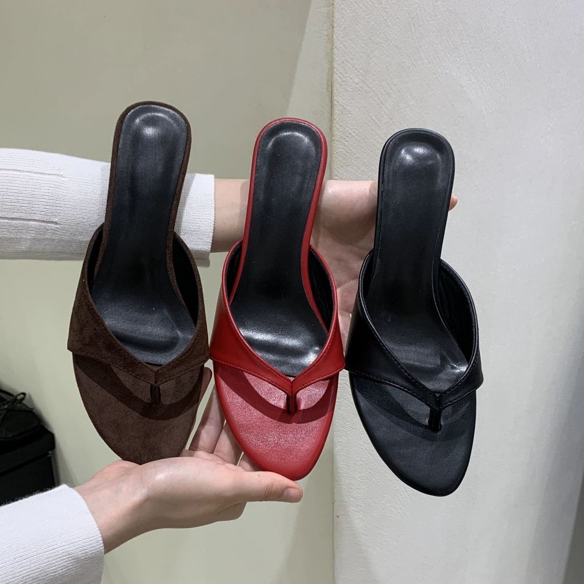 Sandales femme été rétro talon fin à bout ouvert, style coréen, sandales romaines · MOHE China shoe factory
