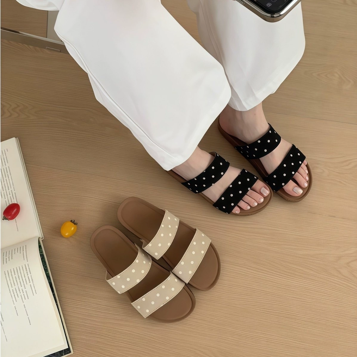 صندال نسائي من Chuyuji بنقاط البولكا الكورية، نعل سميك، على غرار Birkenstock، صيف 2026، ناعم · MOHE China shoe factory