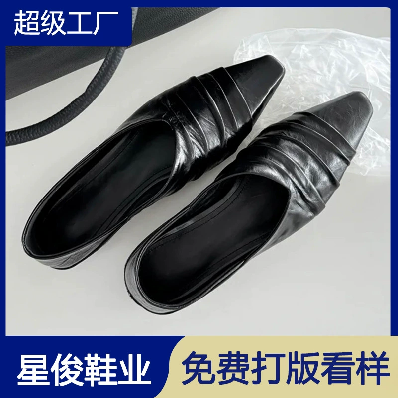 Mocassins Femininos Vintage de Bico Quadrado com Pregas 2026 Sapatos Rasos Slip On · MOHE China shoe factory