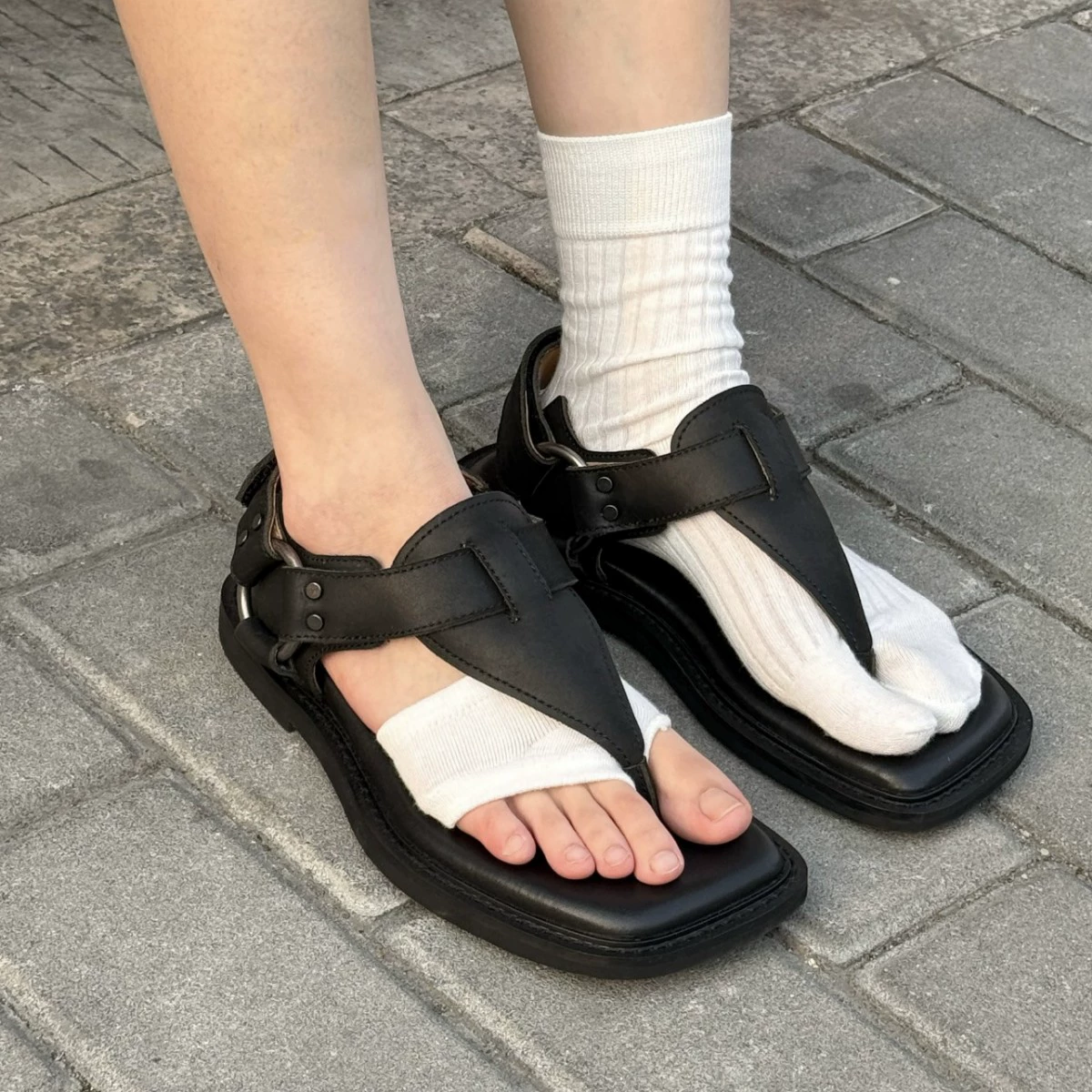 Sandalias de Tira Retro Romanas para Mujer 2025 Verano Punk Planas de Playa