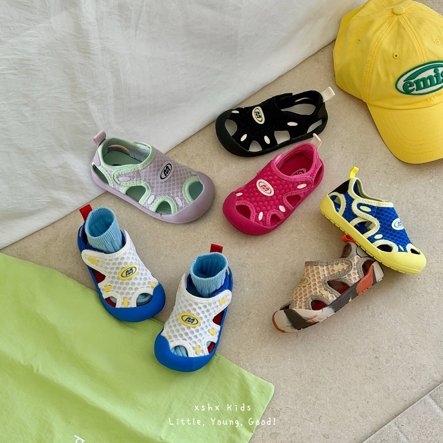 XSHX Functional Octopus Children's Boys Girls Spring Summer Ice Feeling Mesh Toe Cap Anti-Kick Rubber Soft Sole Wide Toe