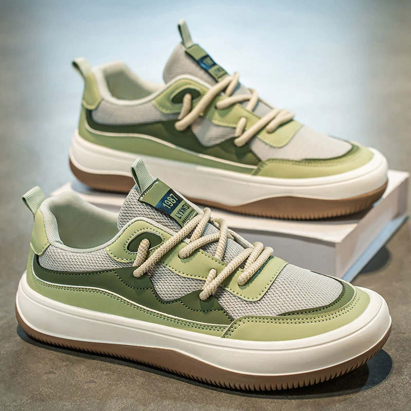 2026 Summer New Men's Casual Sports Board Shoes Breathable Mesh Running Anti-slip Soft Sole