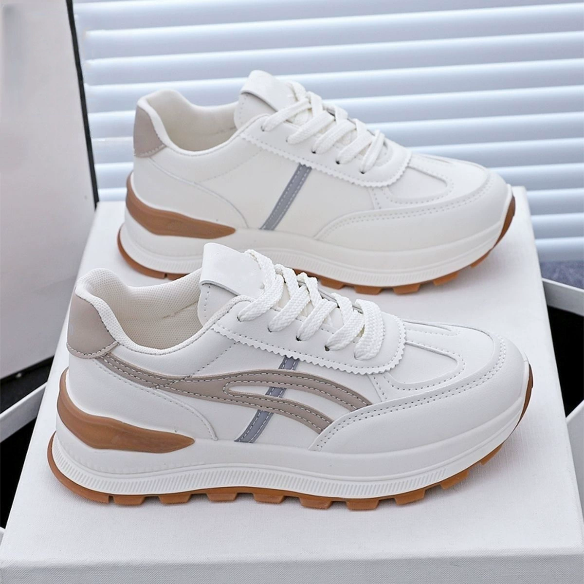 Zapatillas Blancas Transpirables Primavera para Mujer, Suela Gruesa Coreana, Zapatos Dad Casual Elevadores