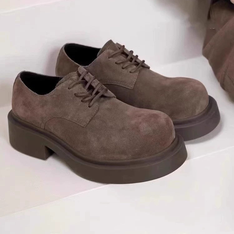 Chaussures femmes European Station, même style que Star, 2025 nouveau, cuir véritable, talon épais, lacets, british Mickey, grosses têtes · MOHE China shoe factory