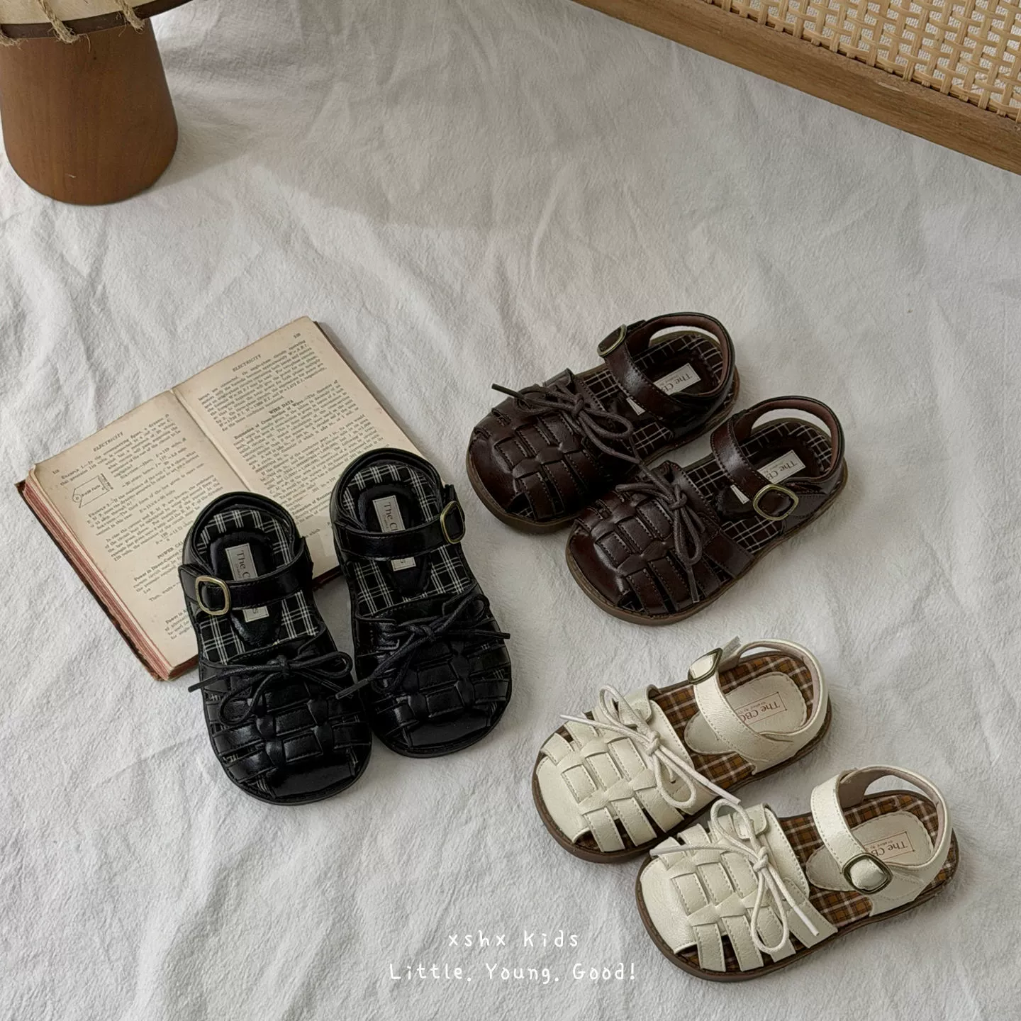 XSHX Sandálias de Couro Trançado Cano Baixo Femininas Respiráveis com Sola Antiderrapante de Borracha para Primavera/Verão · MOHE China shoe factory