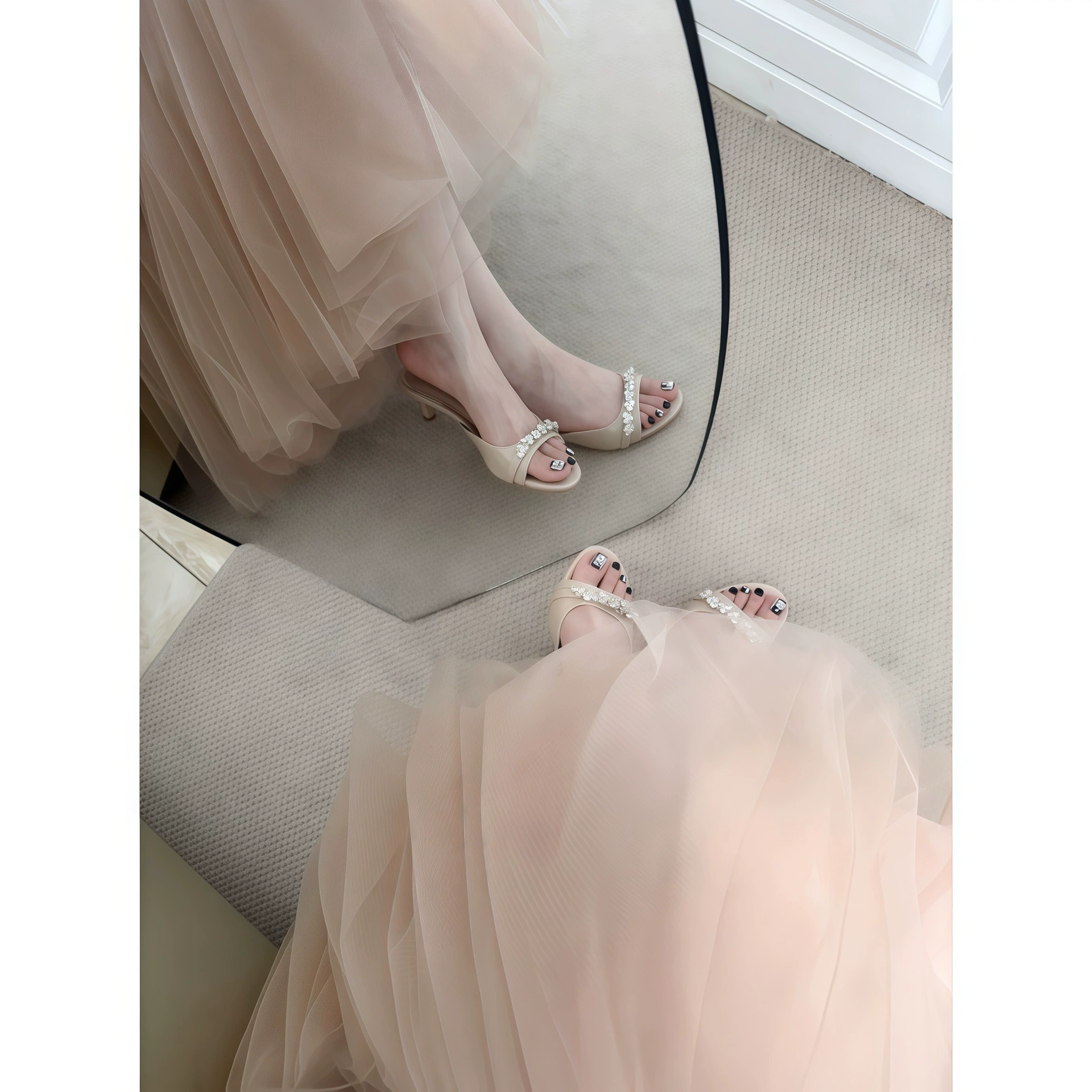 Mules françaises rétro à talon kitten bout rond, été ouvert strass pour femmes · MOHE China shoe factory