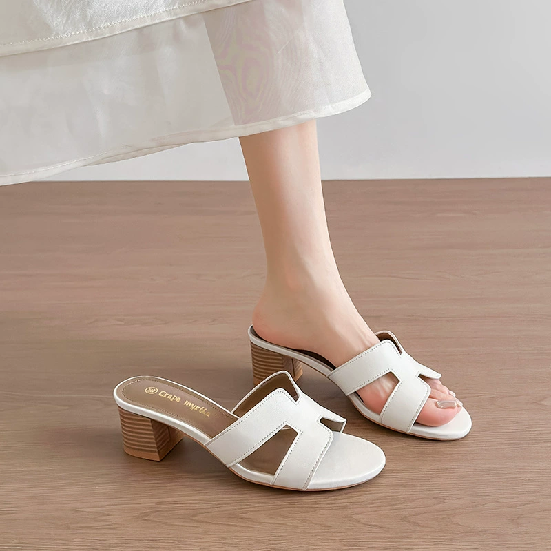 Sandales glissières femme été 2026 nouvelles talon épais semelle souple 5cm tissé plage · MOHE China shoe factory