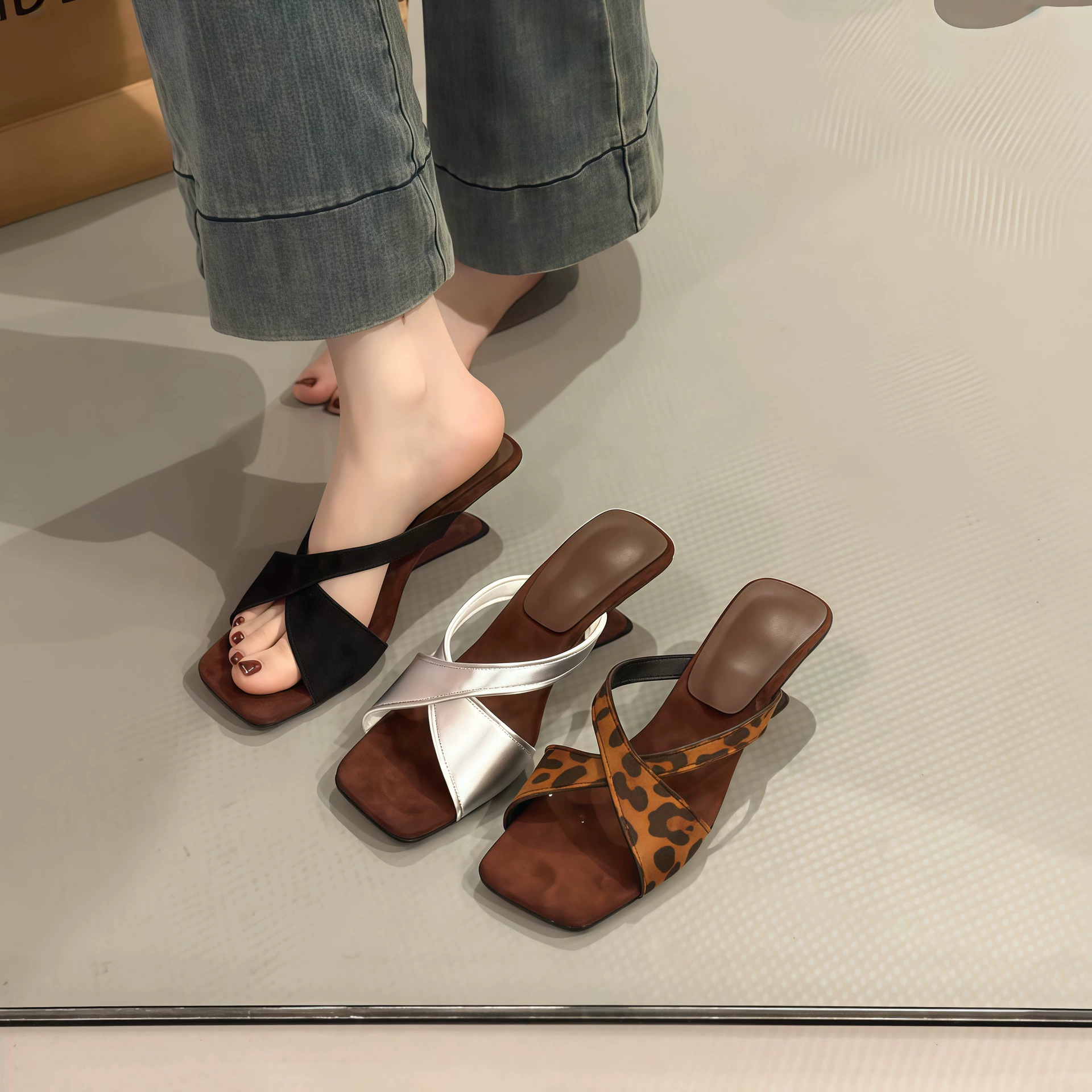 Sandálias Slide Plataforma Premium Feminino 2026 Verão Francês Bico Aberto Elegante · MOHE China shoe factory