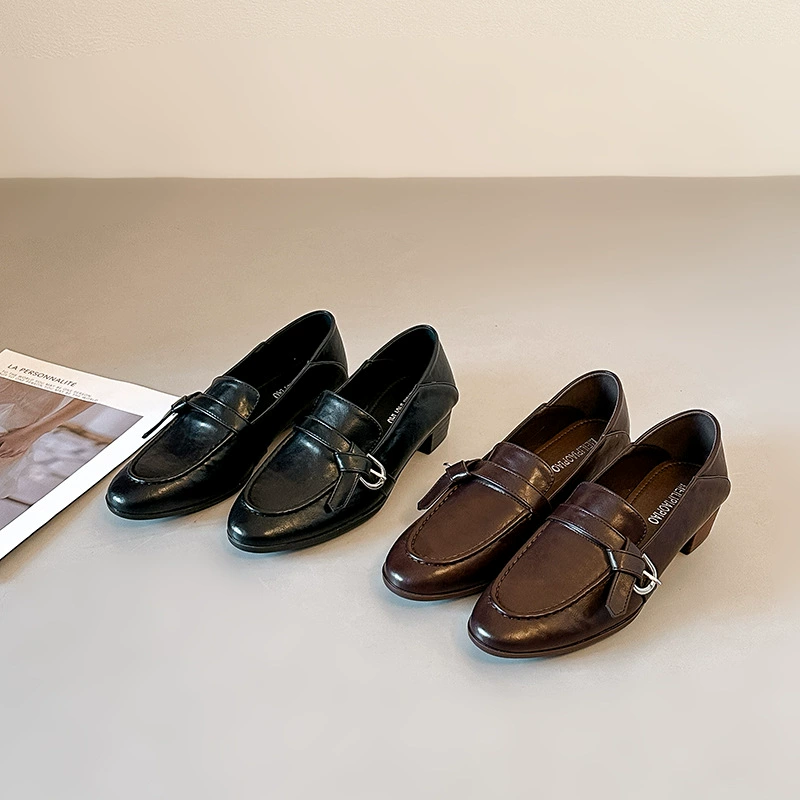 Mocassins britanniques à talon bloc pour femme, nouveau rétro bureau slip-on chaussures en cuir · MOHE China shoe factory