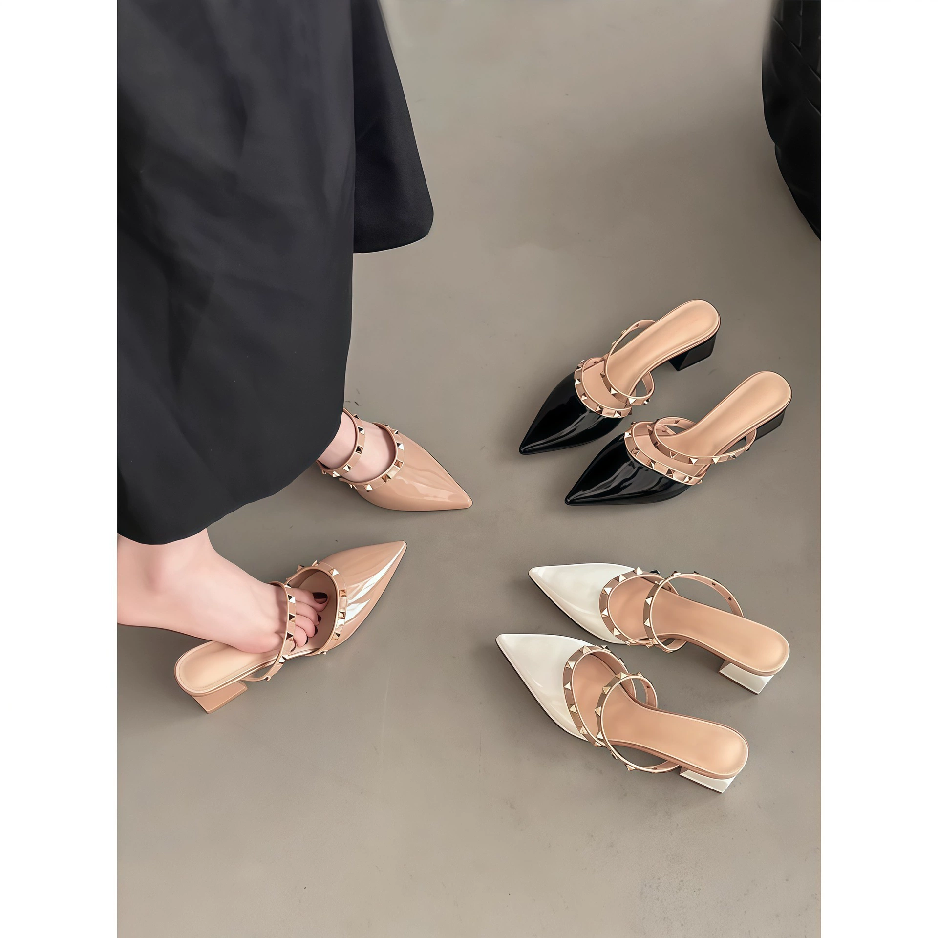 Sandálias Slingback de Bico Fino, Slides com Salto Bloco e Tachas 2026 Primavera Verão