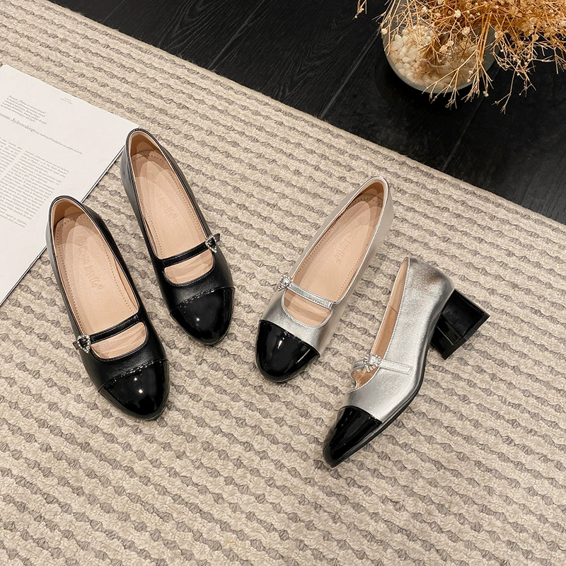 Mesmo Estilo Primavera 2026 Novos Sapatos Mary Jane Planos Color Block Fivela Rhinestone Amor Salto Bloco Femininos