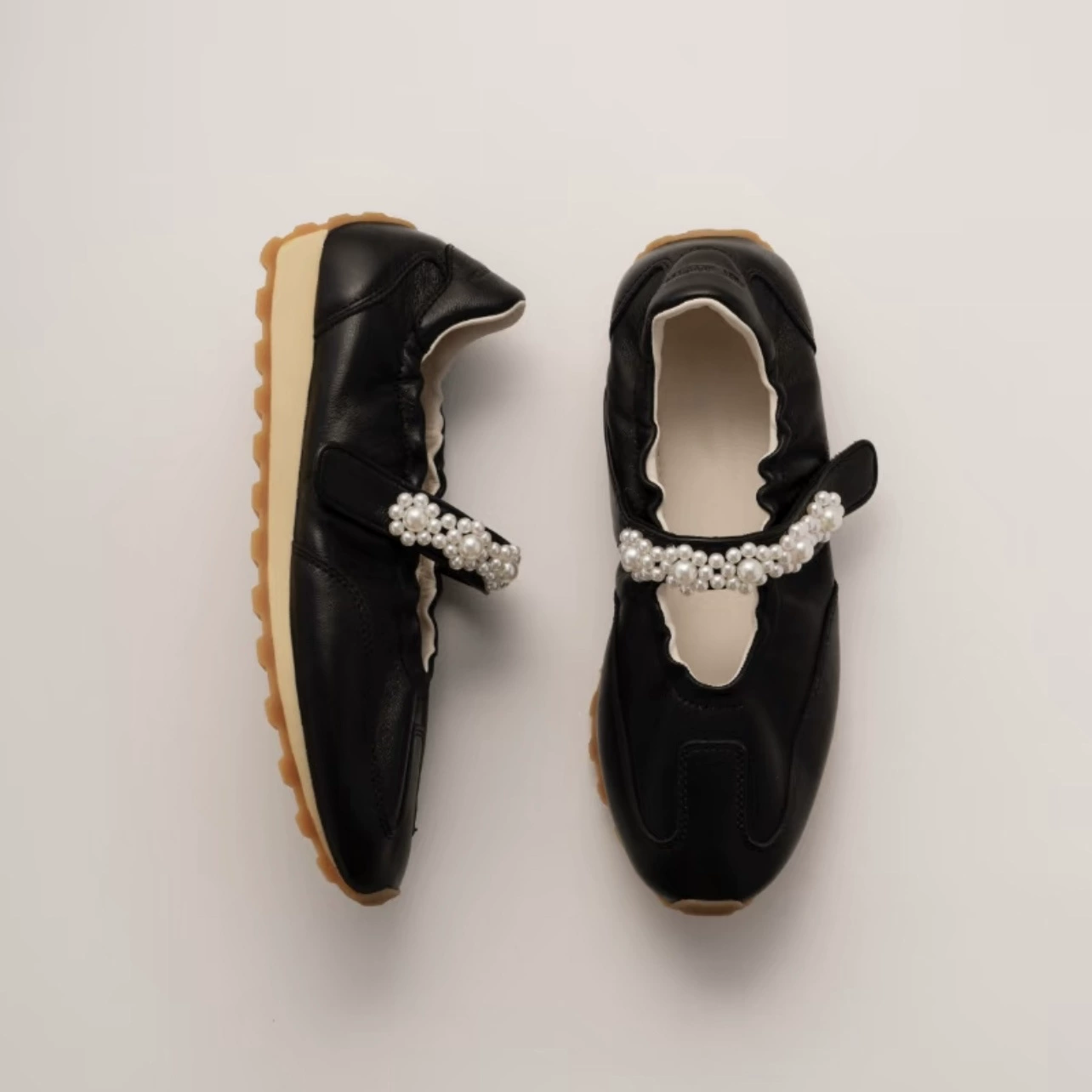 2025 Novo Sapatos Bailarina German Trainer Minimalistas para Mulheres Primavera Verão Sola Grossa Mary Jane · MOHE China shoe factory