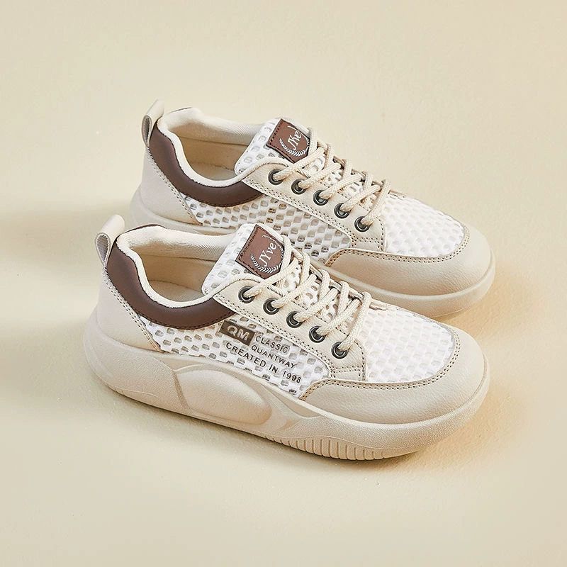 Tênis Brancos Vazados Novos Verão 2025, Coreano Ins Estudante Malha Respirável Elevação Sapatos Casuais