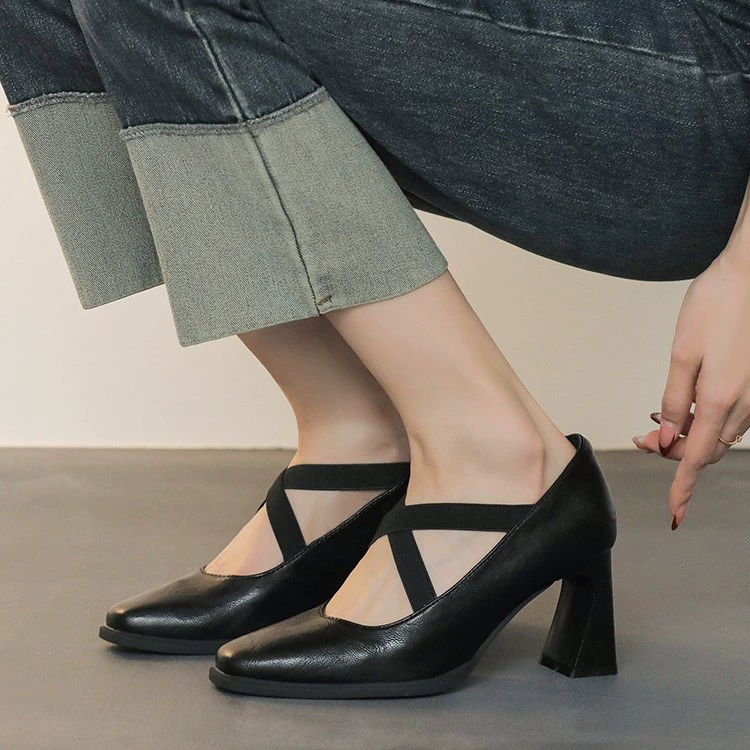 Chaussures Mary Jane rétro françaises en cuir souple pour femme, bout pointu, talon bloc · MOHE China shoe factory