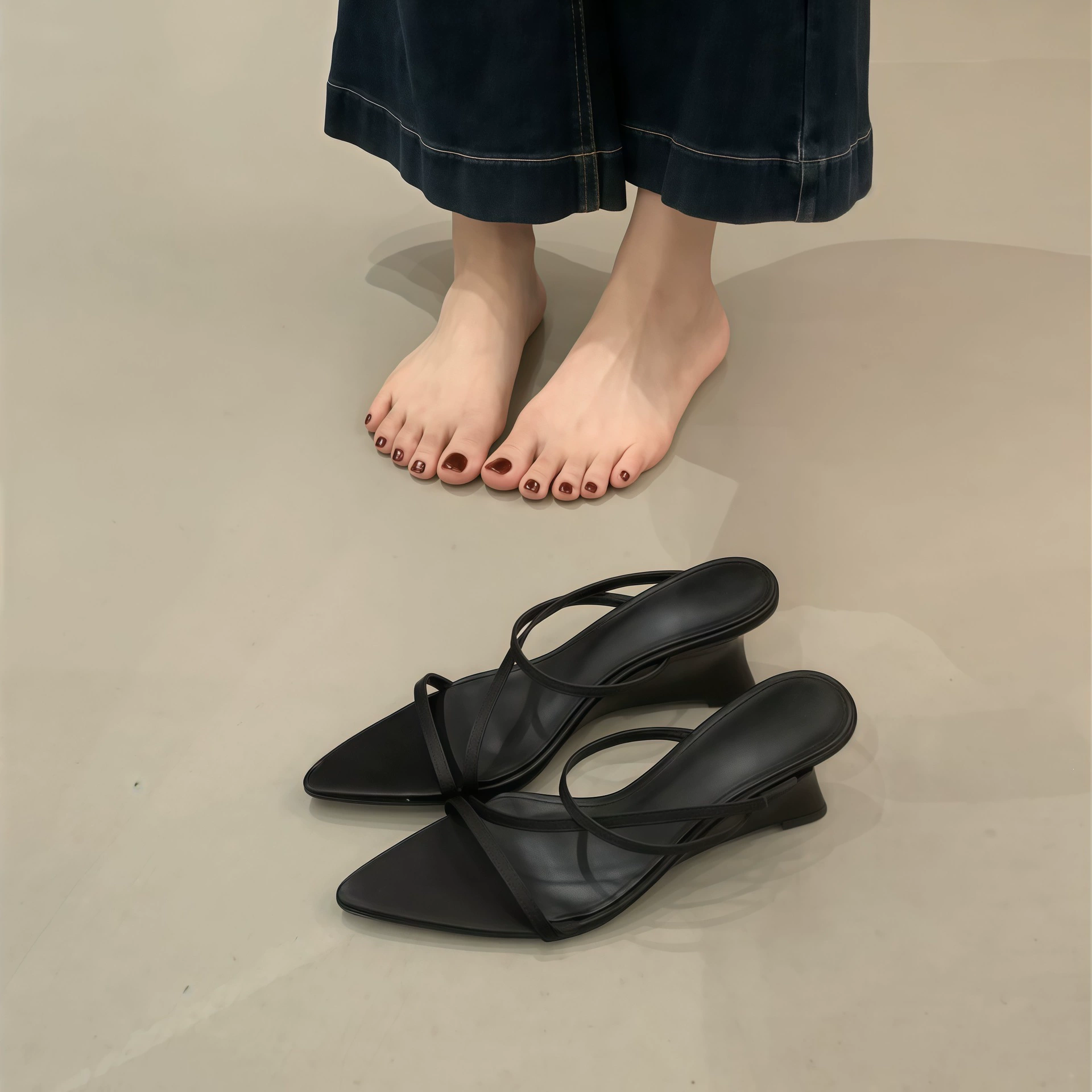 Chuyuji Sandales à Talon Bloc Satin, Bride, Bout Pointu, Femme Été 2026, Bureau · MOHE China shoe factory
