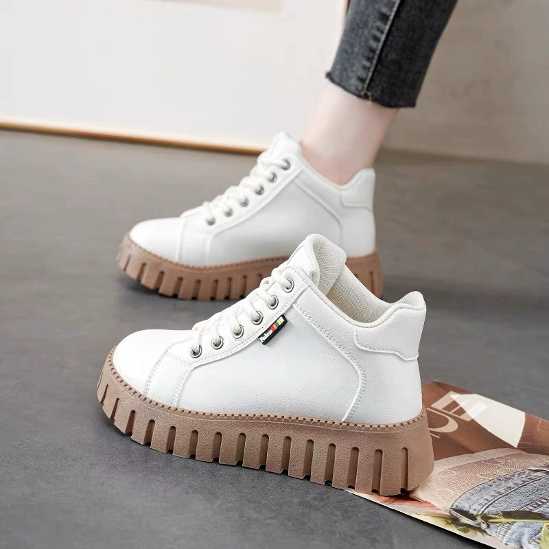 Bottines courtes automne 2026, baskets blanches style coréen pour femme, semelle épaisse, chaussures en cuir, bottines martin · MOHE China shoe factory