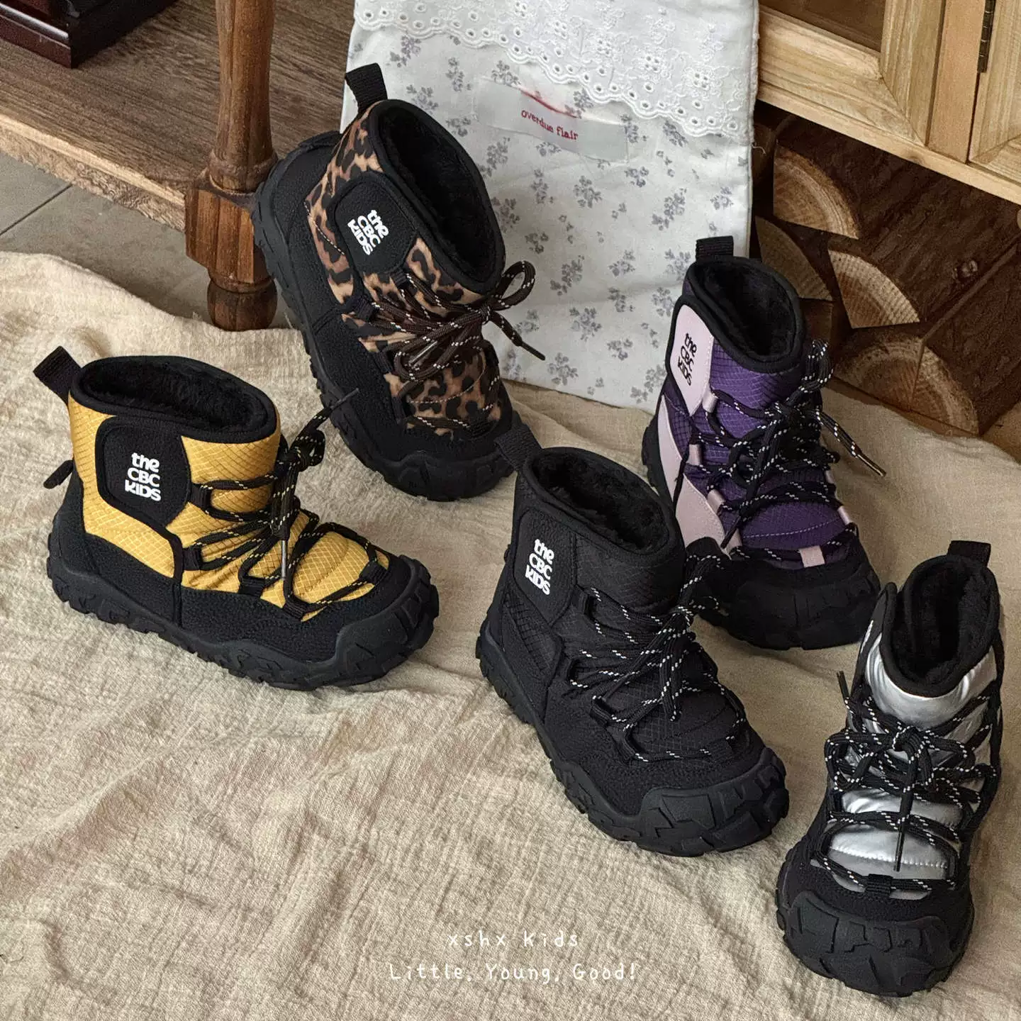 XSHX Botas de Nieve Funcionales para Niños, Invierno Vellón Grueso Antiincrustante Impermeable Media Caña Velcro Senderismo Nieve