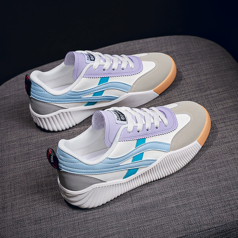 Chaussures de sport blanches plates femme 2024 été style coréen, respirantes, décontractées