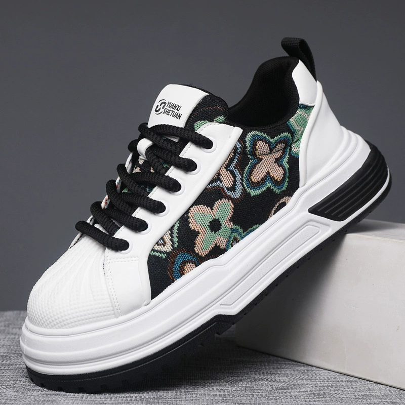 Men's Autumn Winter 2025 New Fashion Sneakers Retro Embroidery Casual Comfort 5613