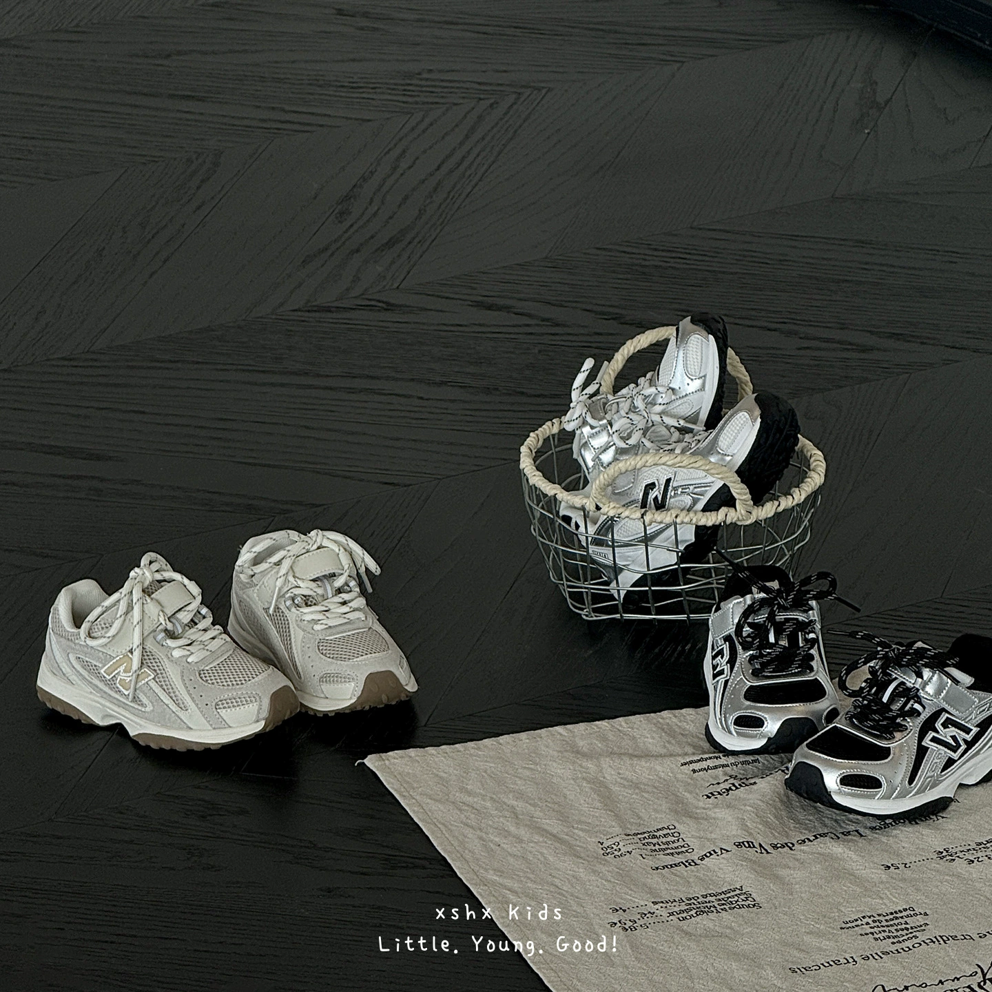 XSHX Sapatos Nebula para Meninas Tênis Esportivos Vintage Americanos Antiderrapantes Velcro Respiráveis · MOHE China shoe factory