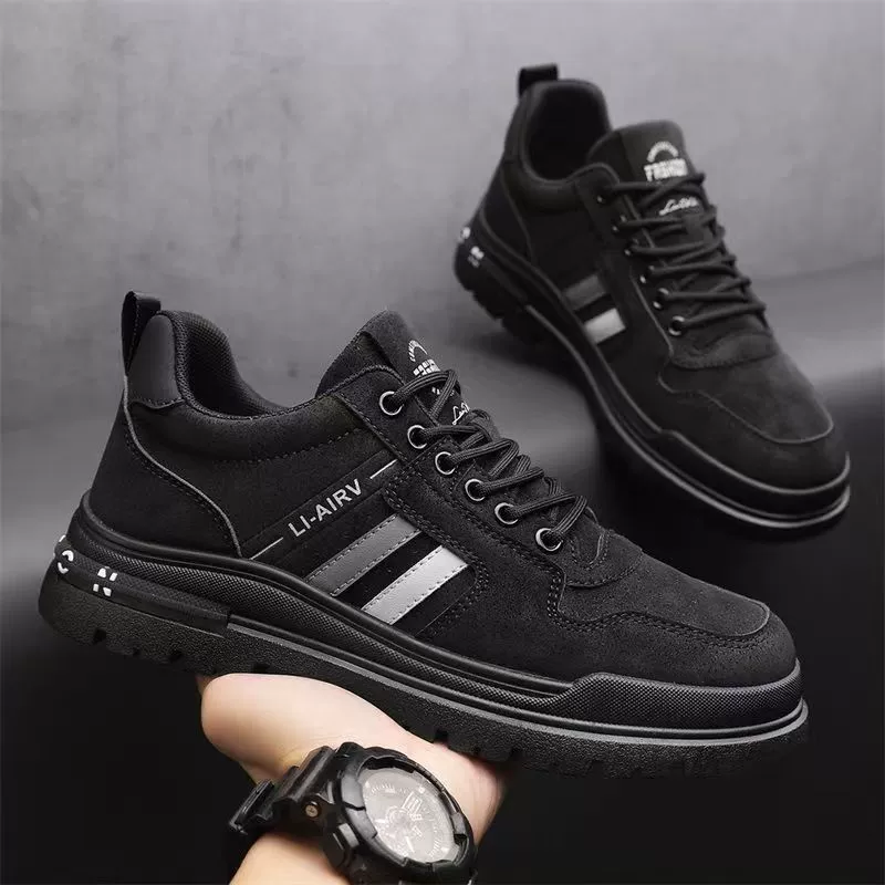 2026 printemps nouvelles baskets tendance ultra légères homme simples respirantes confortables semelle épaisse légères travail · MOHE China shoe factory