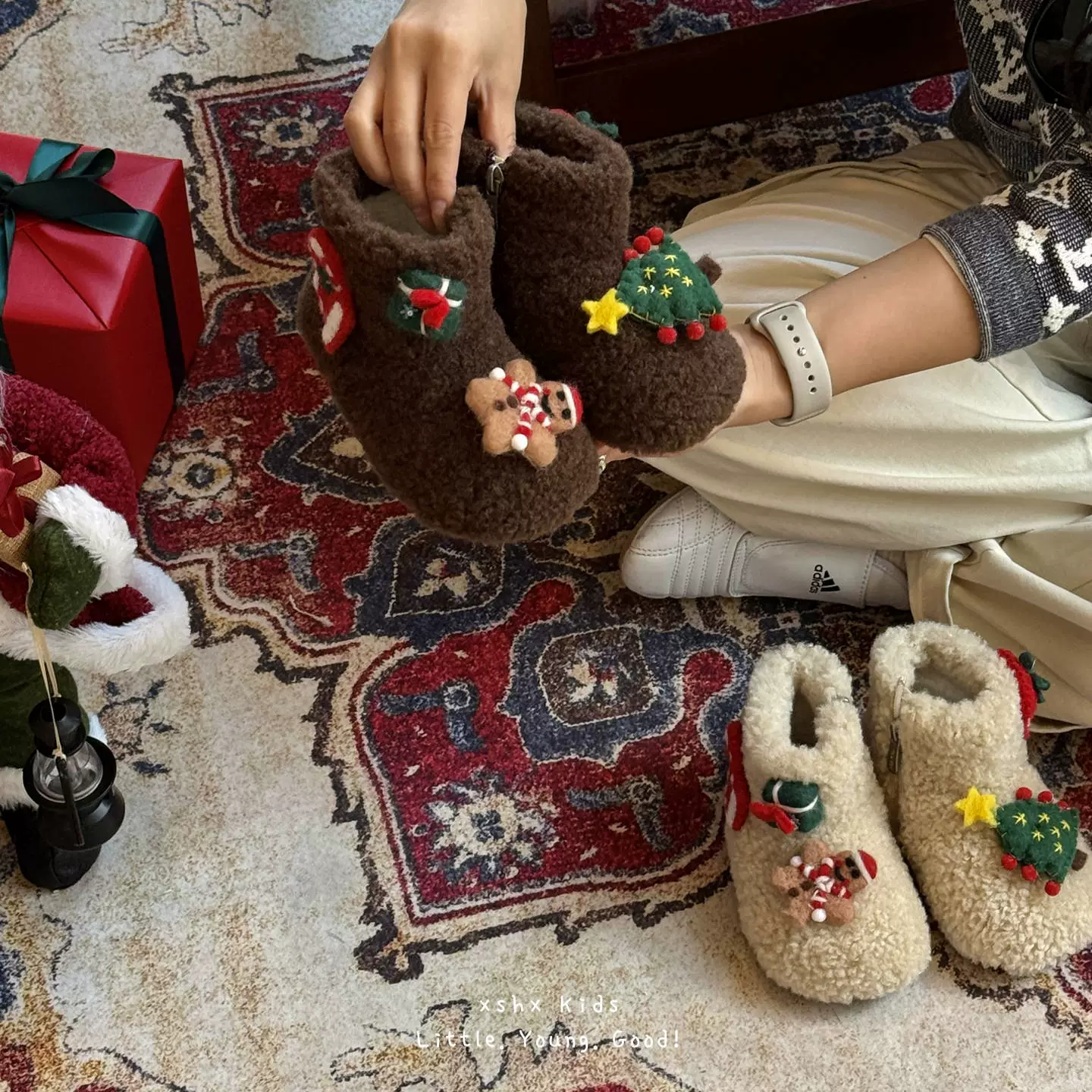 Botas de Navidad XSHX para niños, media caña retro cálida con forro polar y cremallera lateral