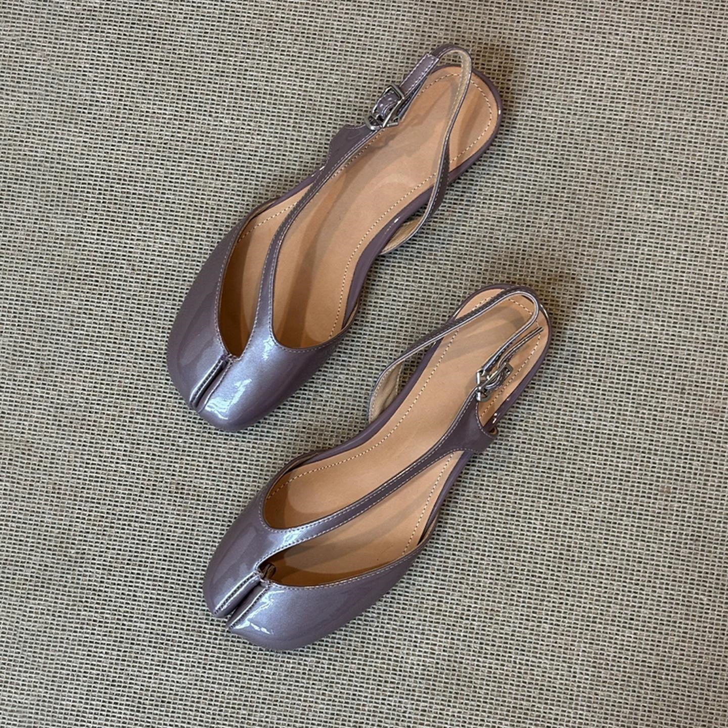 Sandales femme simples orteil fendu bout ouvert, ballerines plates rétro à une bride
