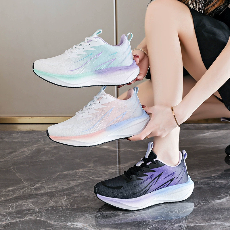 2026 Sommer atmungsaktive Damen Laufschuhe leicht weiche Sohle gedämpft