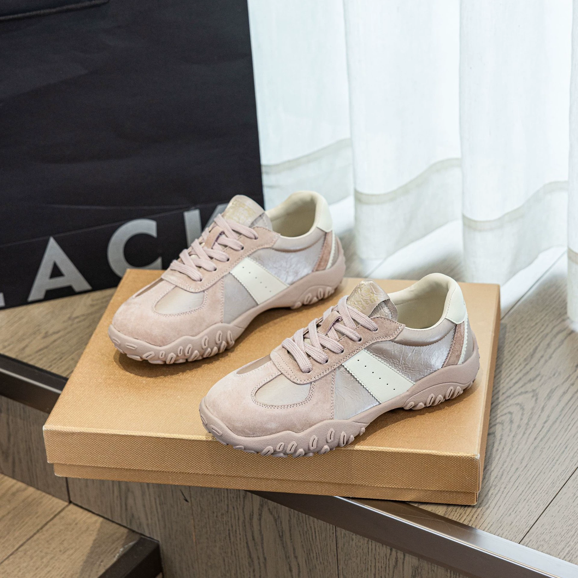 7cm Höhenzuwachs Echtes Leder Rutschfeste German Trainer für Damen, Weiche Sohle 56002