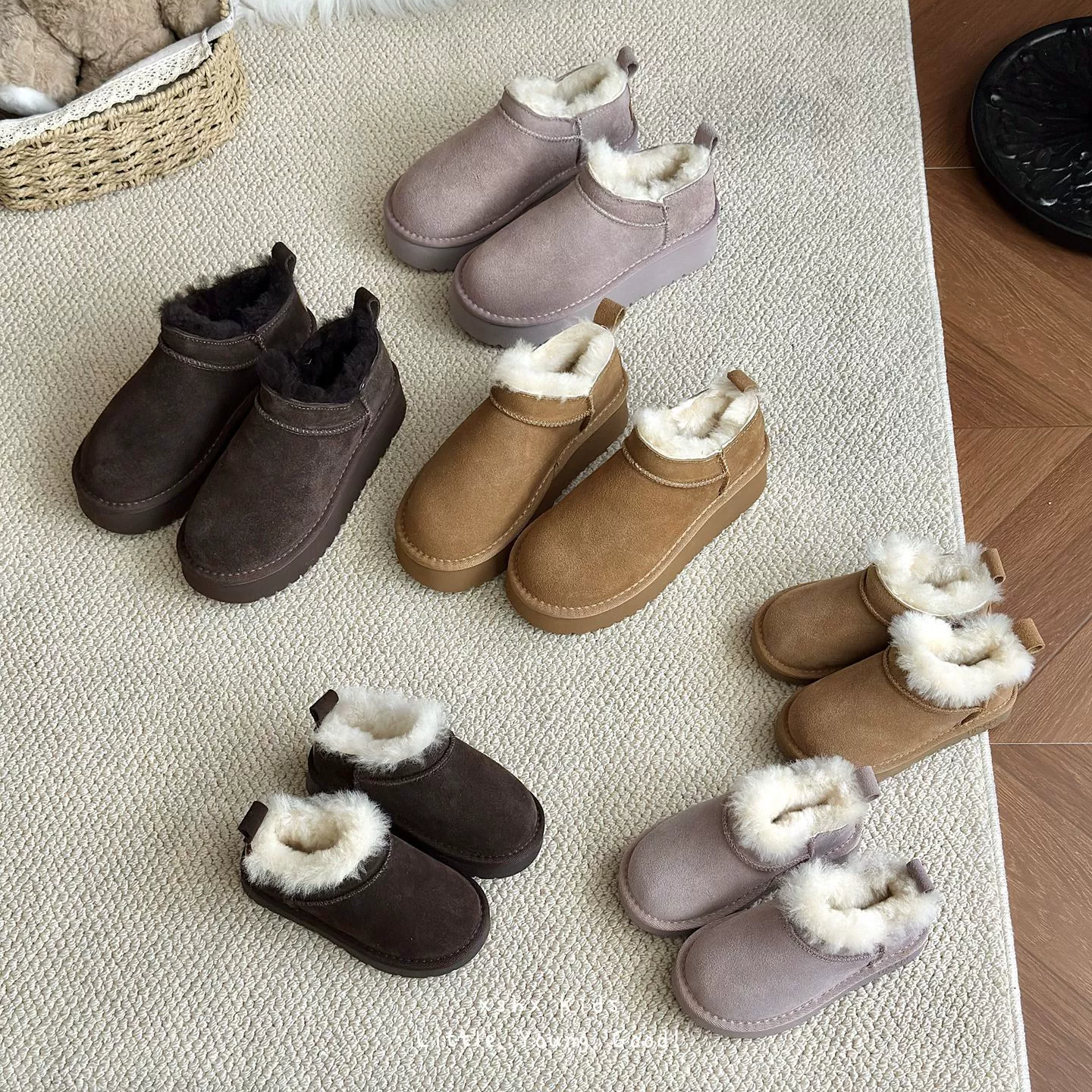 XSHX Celebrity Style Sheepskin Snow Boots for Kids, Winter Wool Collar Suede Slip-On Water Resistant