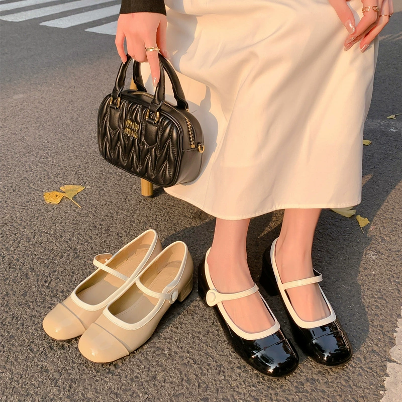 Zapatos Mary Jane franceses estilo Chanel, tacón grueso, punta redonda, cuero charol