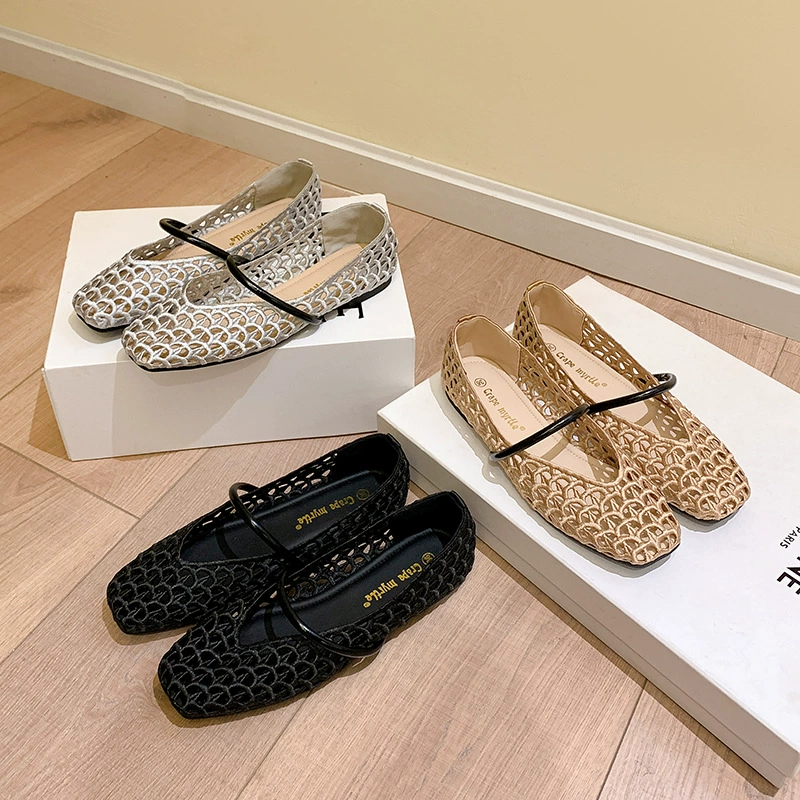 Style français : sandales plates femme en tissé à bout carré bride cheville été