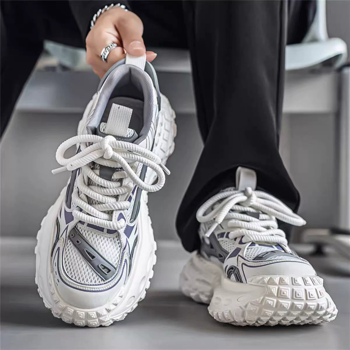 Zapatillas Casuales Transpirables de Malla Verano 2026 Hombre Elevadores Tendenciosos Estudiante Papá Modelo 2072