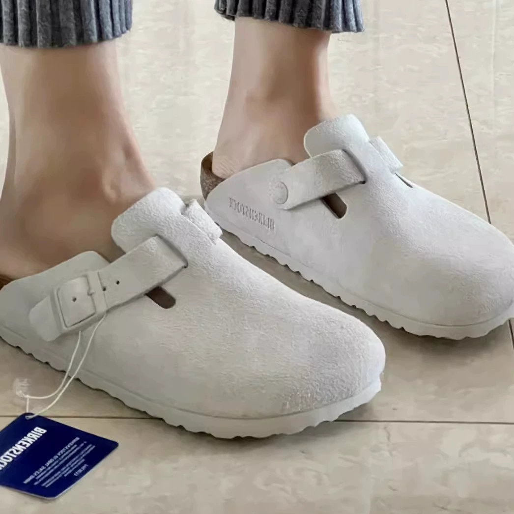 Chaussures Birkenstock blanches 2025 été nouveau, cuir véritable, confortables, semelle épaisse, liège doux, talon bas, cuir de vache, demi-pantoufles femmes · MOHE China shoe factory