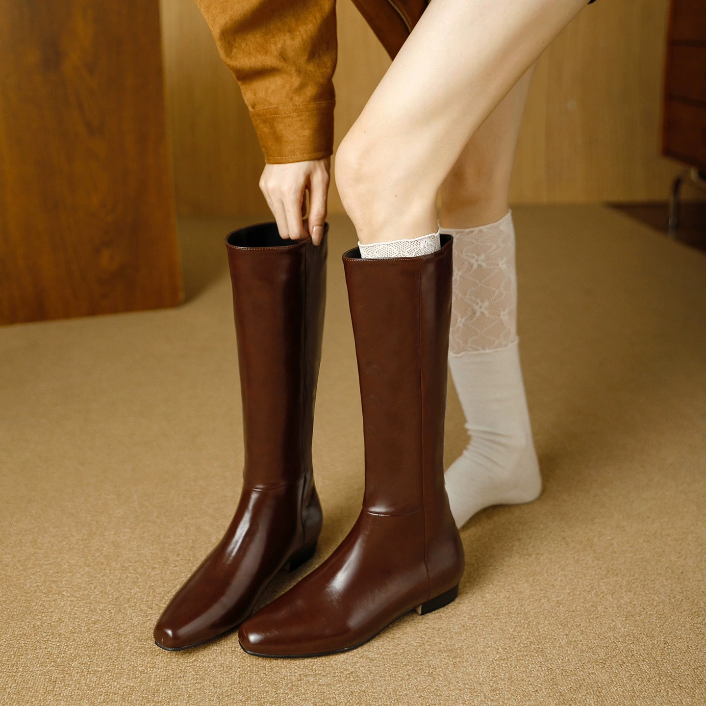 Women's Knee High Boots with Pointed Toe, Straight Shaft, Slim Fit, 2025 New