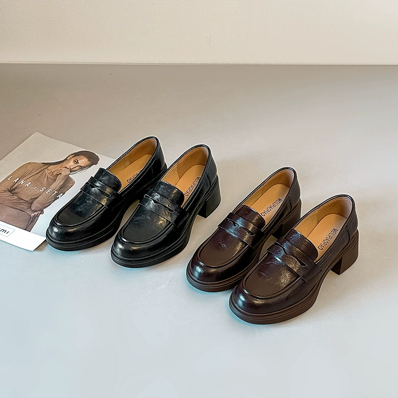 Novo 2026 Britânico Mocassins Sola Grossa Femininos Bico Redondo Salto Chunky Retro