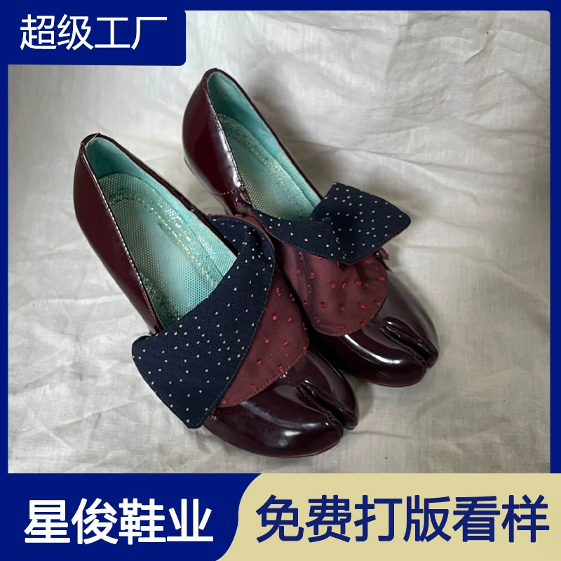 Chinesisch Design Polka Dot Zehenspreiz Schweinehuf High Heel Schuhe für Damen Frühling Color Block Klappe Dünner Absatz Flats