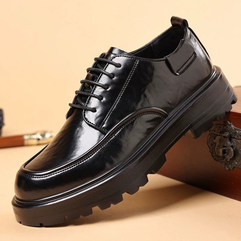2026 Men's Leather Shoes Round Toe Thick Sole British Style Formal Wedding