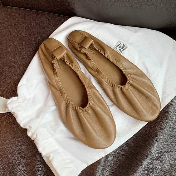 Sapatos de Avó, Sapatilhas Bailarina em Couro Macio, Sapatos Retrô Slip-On para Primavera 2026