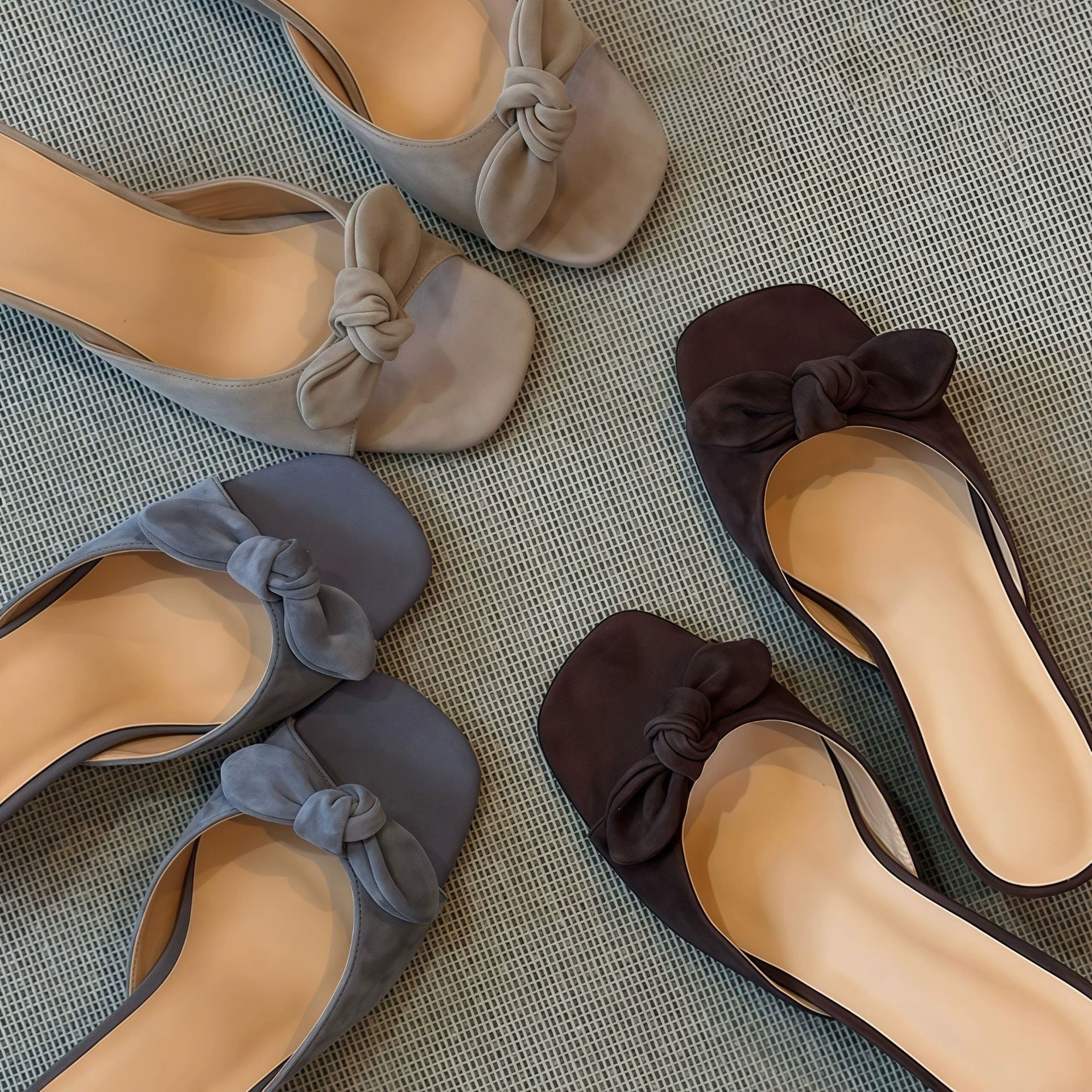Chuyuji Talons hauts bride cheville rétro élégants femmes nœud papillon compensé bout ouvert mules